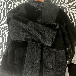 Levi’s black oversized Sherpa trucker jacket